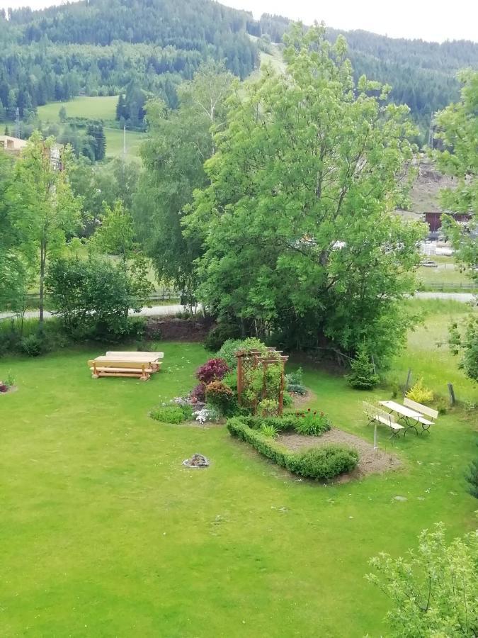Pension Strauss Занкт-Лоренцен-об-Мурау Екстер'єр фото